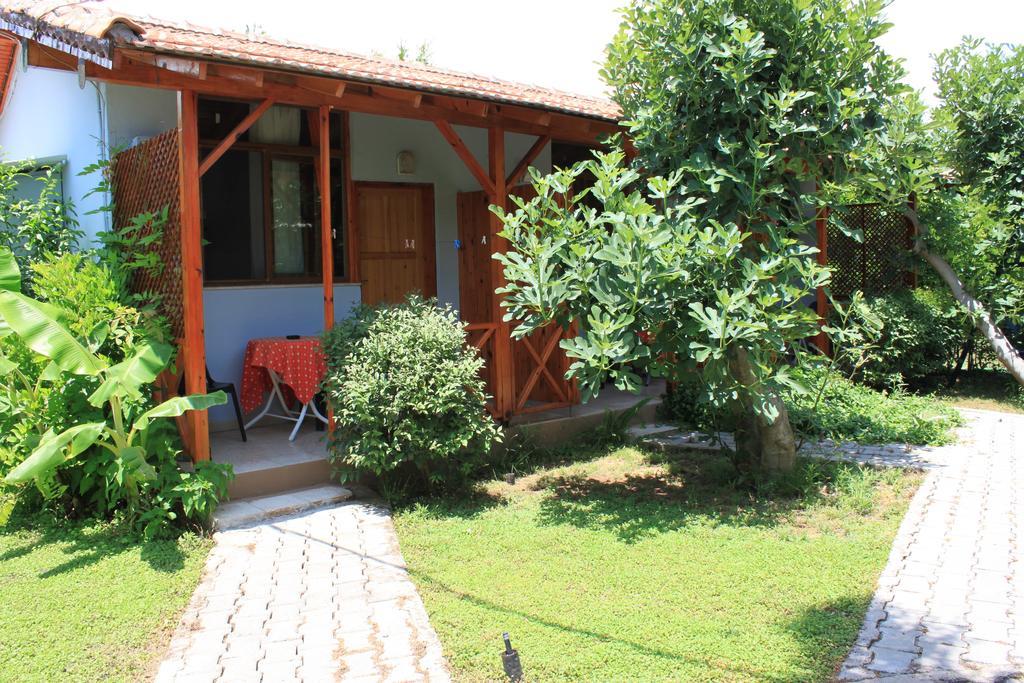 Yildiz Pension Bungalows Çıralı Quarto foto