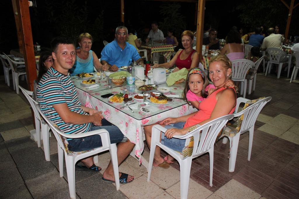 Yildiz Pension Bungalows Çıralı Exterior foto